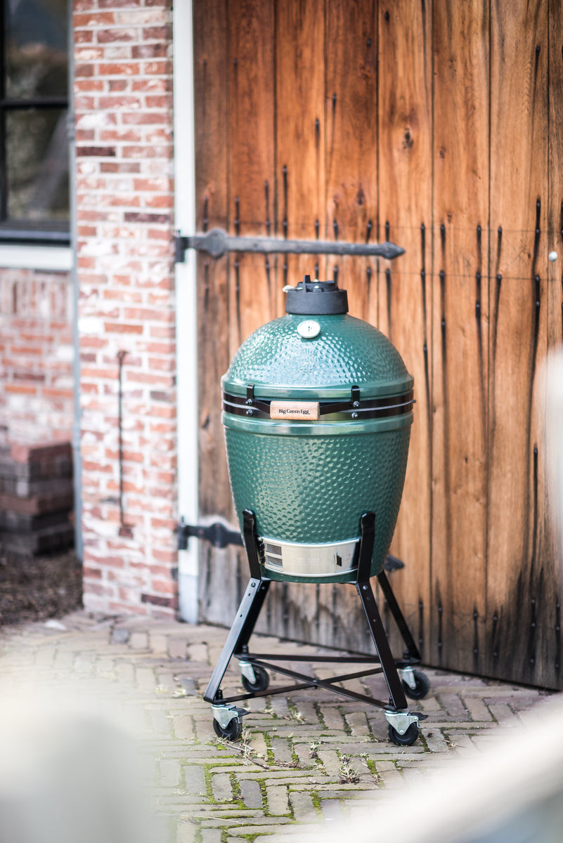 Big Green Egg Medium