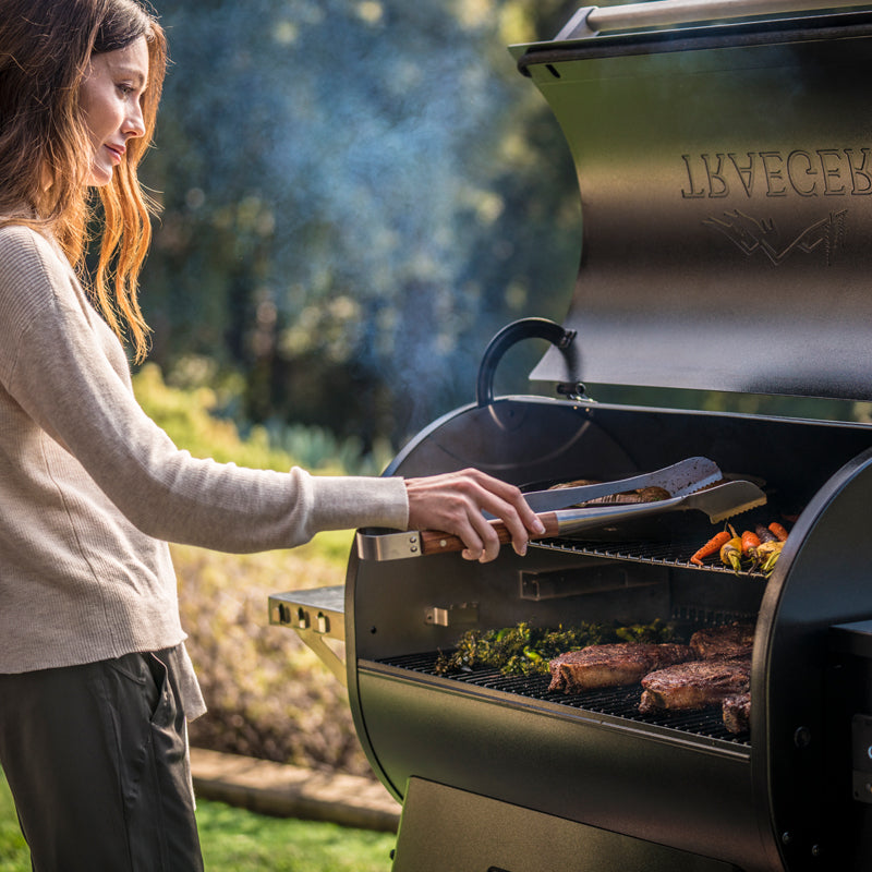 TRAEGER IRONWOOD 885